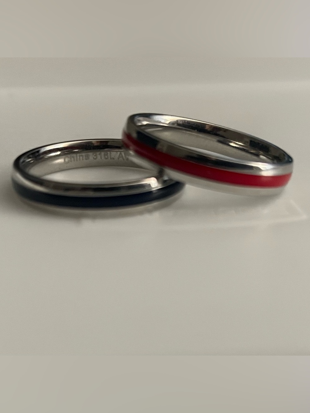 Set of 2 stainless steel with enamel rings